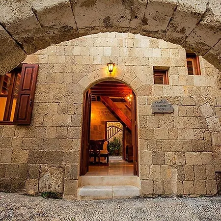 Hotel Camelot Traditional & Classic