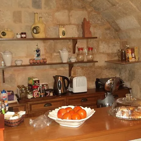Hotel Camelot Traditional & Classic