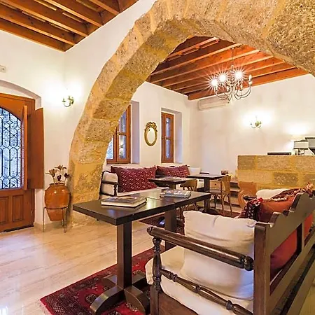 Hotell Camelot Traditional & Classic