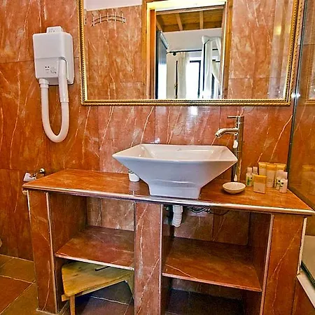 Hotell Camelot Traditional & Classic Rhodes City