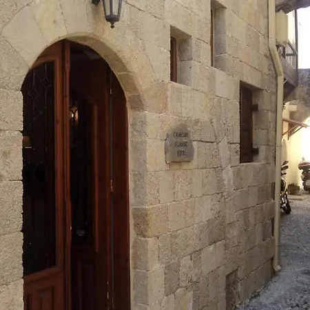 فندق Camelot Traditional & Classic 3*