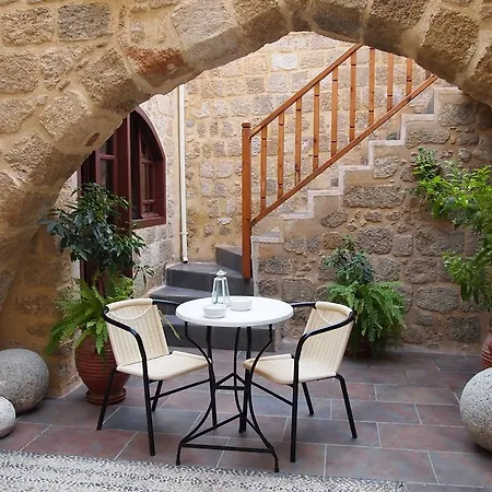 Otel Camelot Traditional & Classic