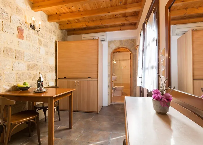 호텔 Camelot Traditional & Classic