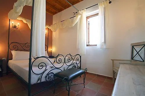 호텔 Camelot Traditional & Classic 3*