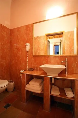 ホテル Camelot Traditional & Classic 3*